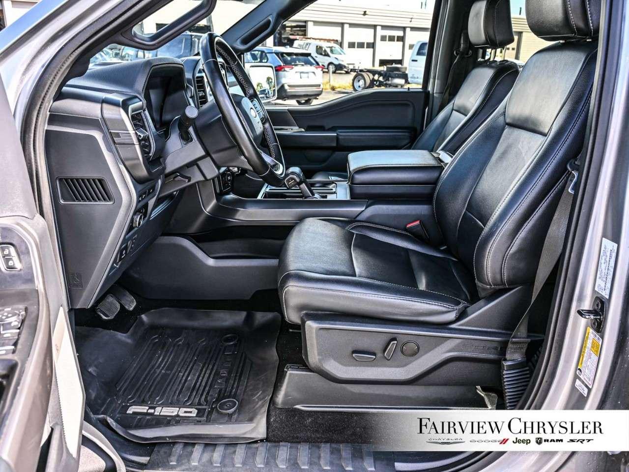 2024 Ford F-150 XLT 4WD SuperCrew 5.5' Box 303A   LEATHER   BLIND SPOT   CARPLAY   BLACK APPEARANCE   TAILGATE STEP   360 CAMERA Photo