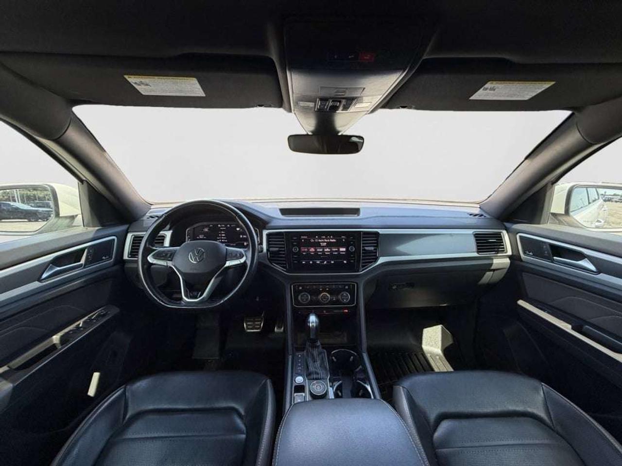 2022 Volkswagen Atlas Execline AWD Photo