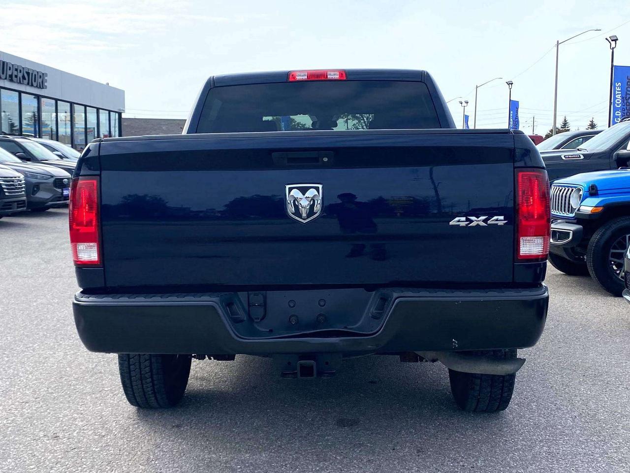 2016 RAM 1500 ST Crew Cab 4x4 ~Heated Mirrors ~Power Locks ~A/C Photo