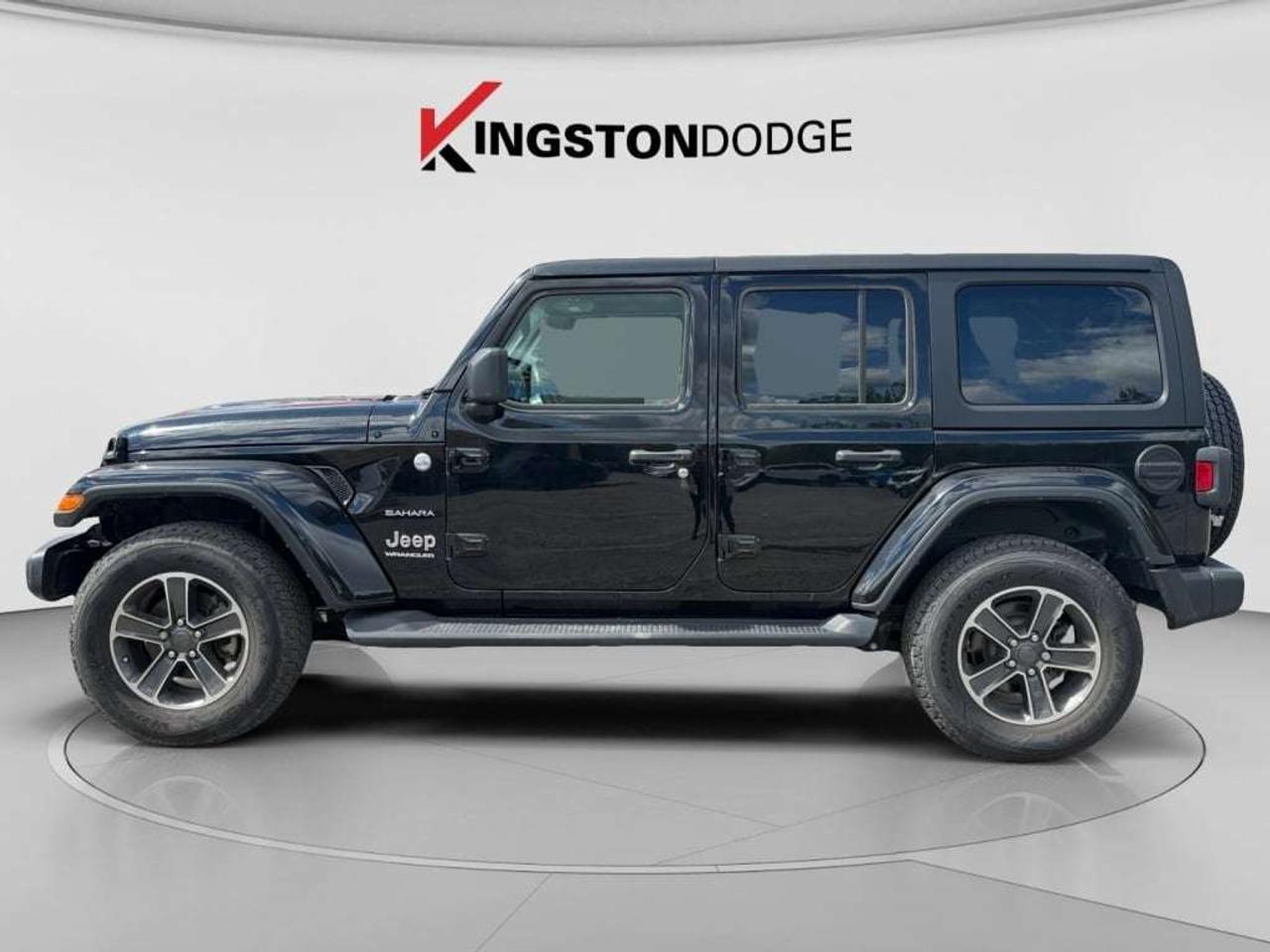 2023 Jeep Wrangler SAHARA 4WD Photo