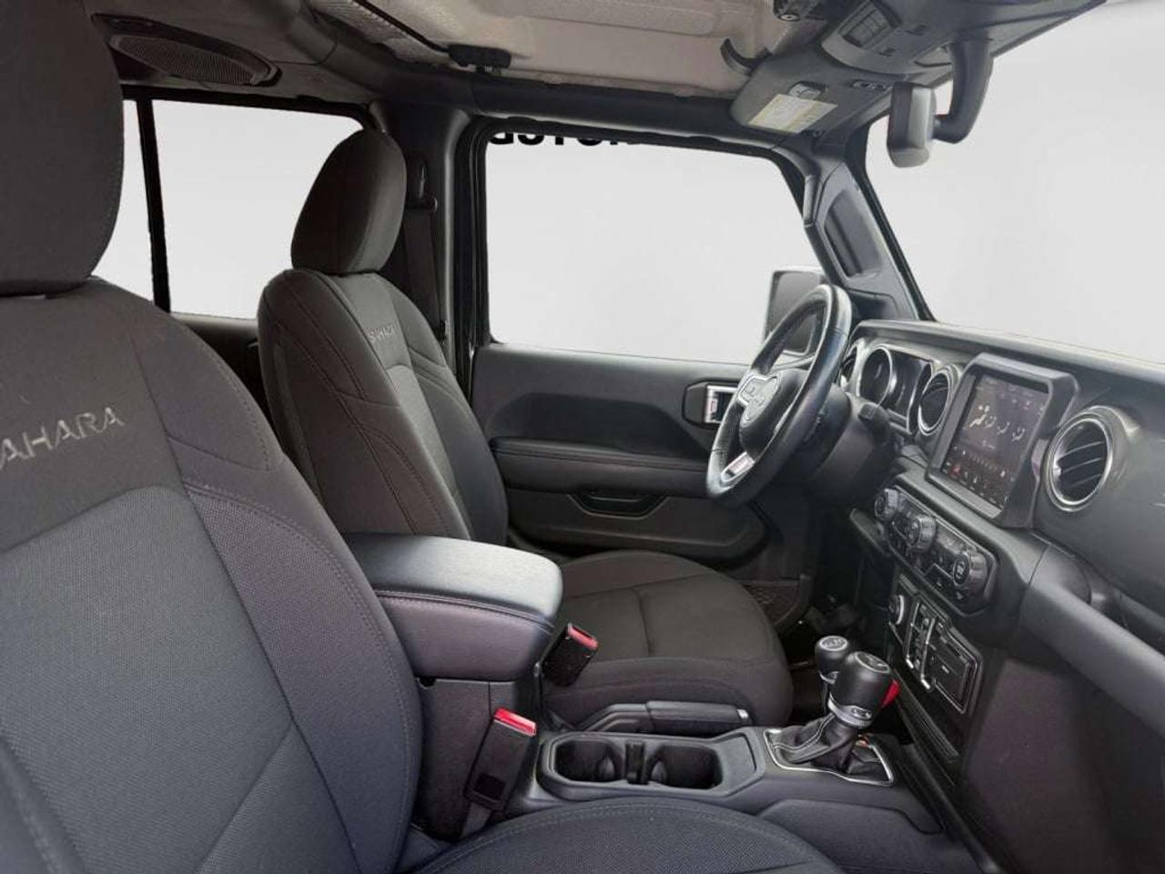 2023 Jeep Wrangler SAHARA 4WD Photo