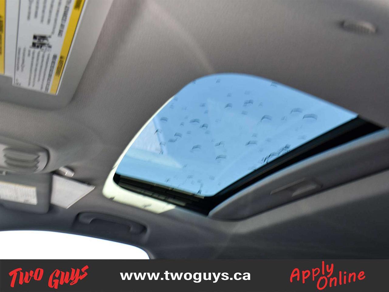 2025 Chevrolet Trax LT Sunroof Remote Start Back Up Camera Photo