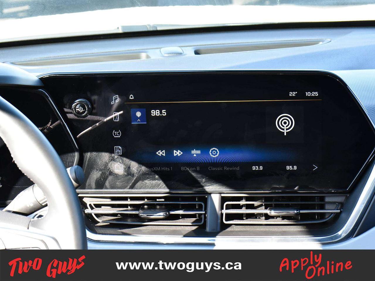 2025 Chevrolet Trax LT Sunroof Remote Start Back Up Camera Photo