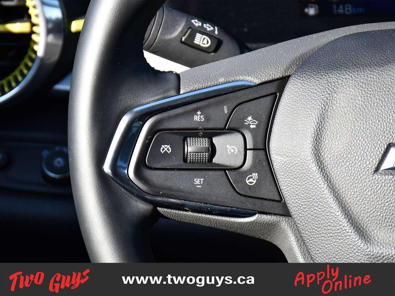 2025 Chevrolet Trax LT Sunroof Remote Start Back Up Camera Photo
