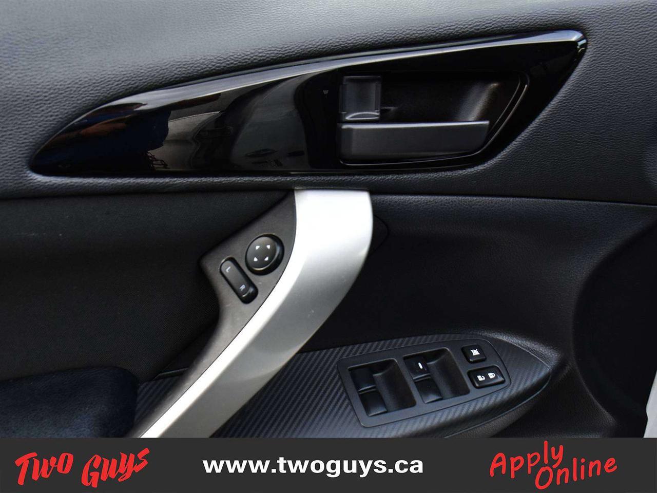 2020 Mitsubishi Eclipse Cross ES AWD Back Up Camera Heated Front Seats Photo