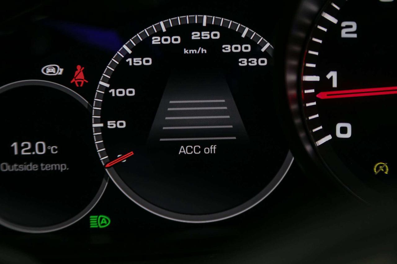 2019 Porsche Cayenne TURBO  HIGHLYOPTIONED NOACCIDENTS SERVICERECORDS Photo