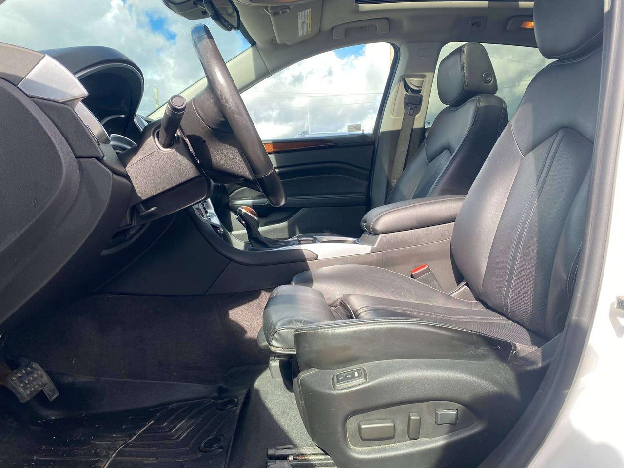 2015 Cadillac SRX Premium AWD ~Nav ~Cam ~Leather ~Roof ~Blind Spot Photo