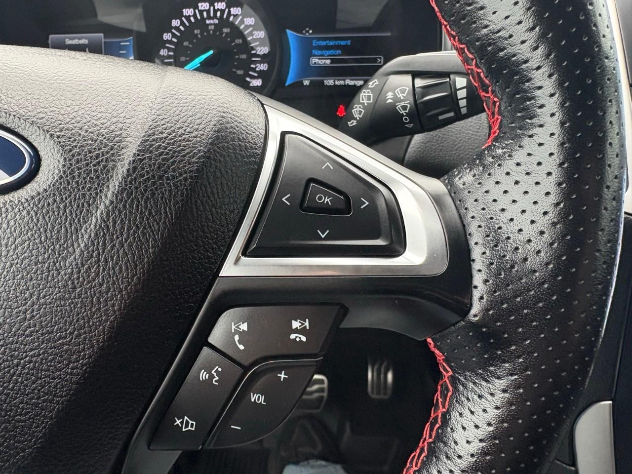 2022 Ford Edge SEL 4dr All-wheel Drive Photo