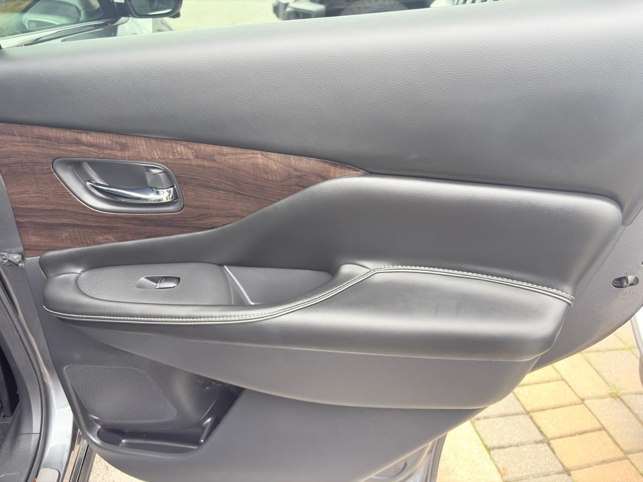 2020 Nissan Murano Platinum 4dr All-wheel Drive Photo