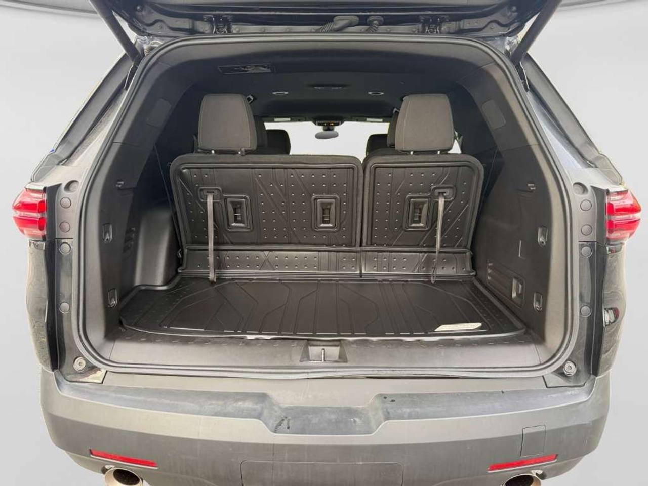 2023 Chevrolet Traverse LT Cloth AWD Photo