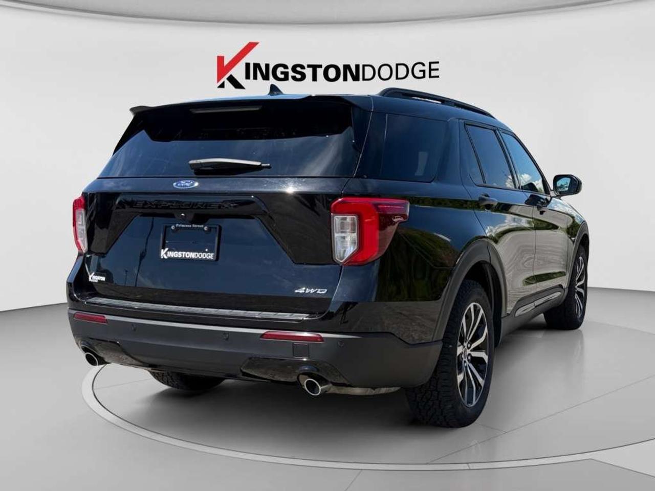 2023 Ford Explorer ST-Line 4WD Photo4
