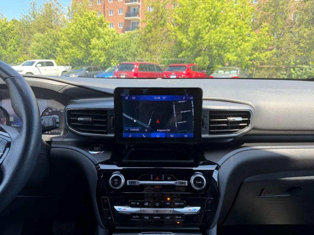 2023 Ford Explorer ST-Line 4WD Photo