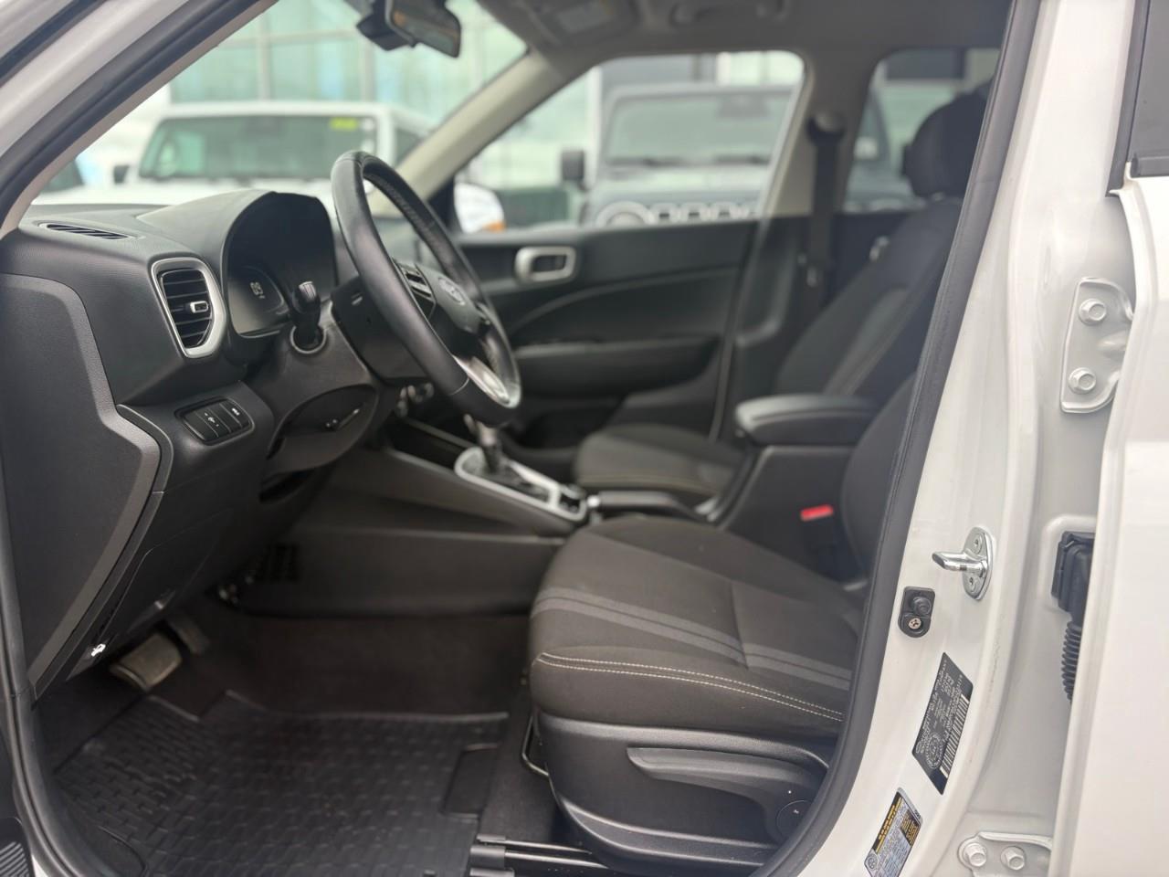 2023 Hyundai Venue Preferred 4dr Front-Wheel Drive Photo