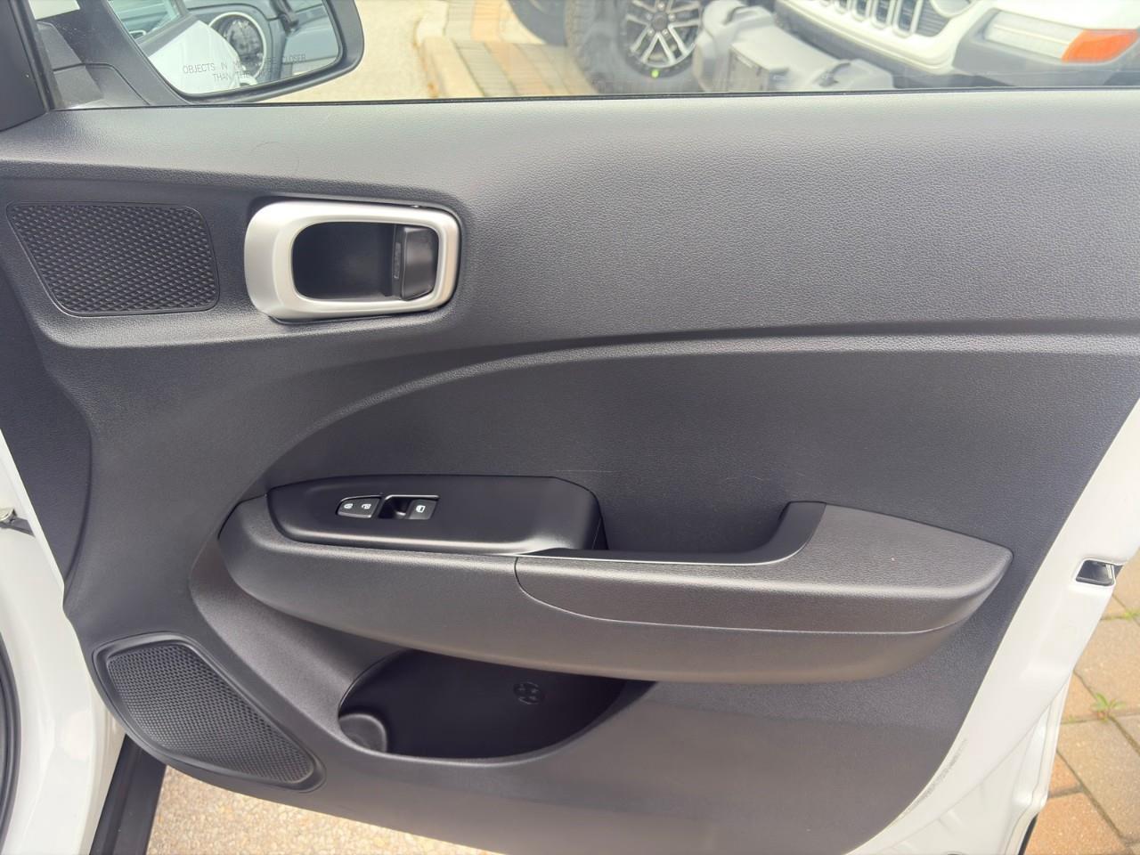 2023 Hyundai Venue Preferred 4dr Front-Wheel Drive Photo