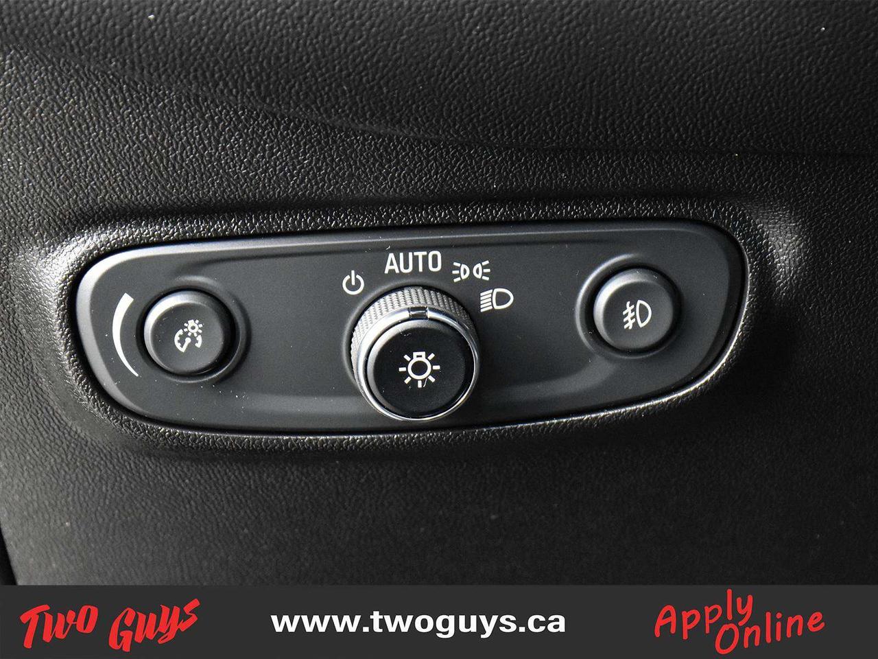2021 Chevrolet Equinox LT AWD Leather Panoroof Nav Back Up Camera Photo