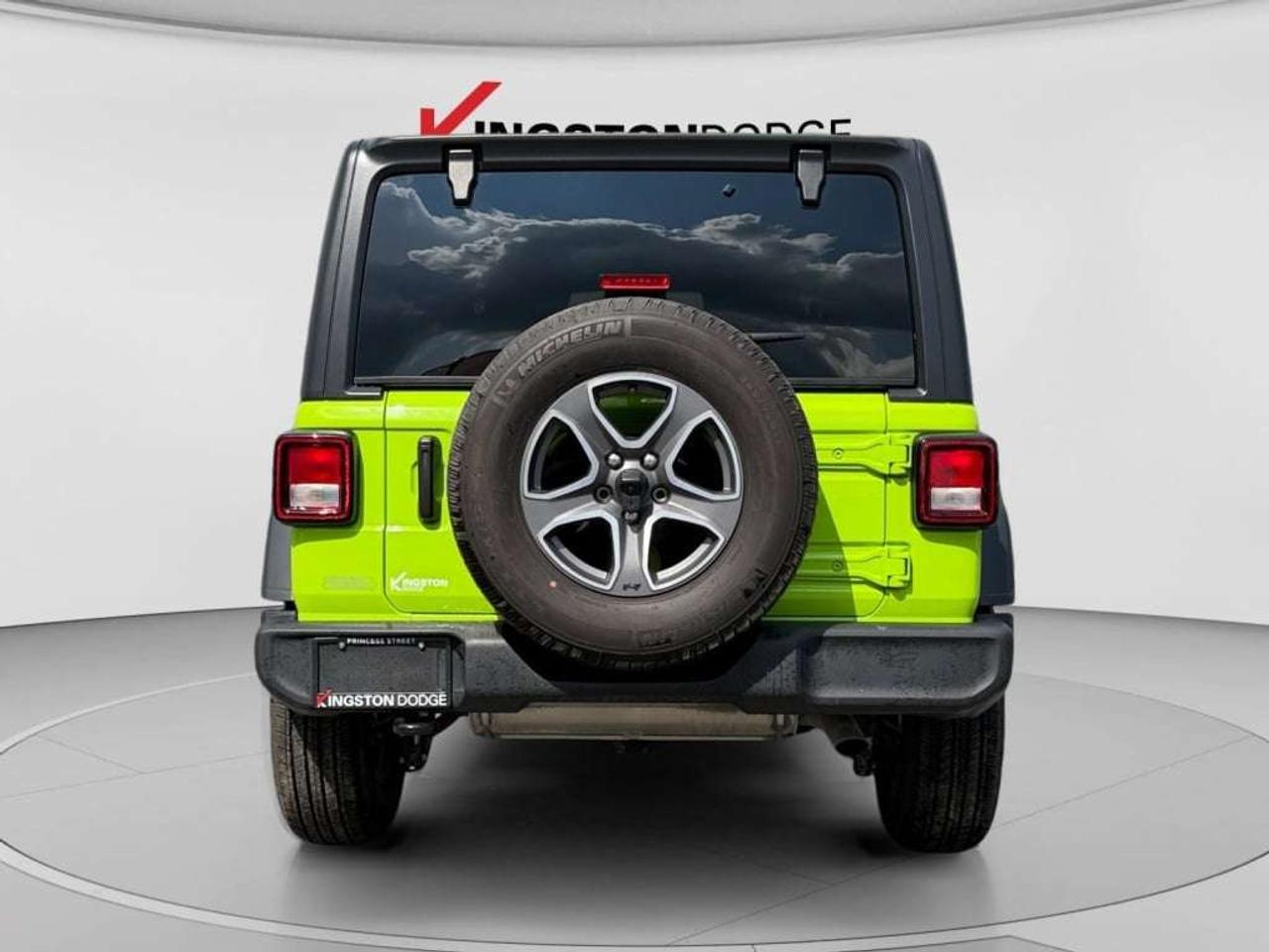 2021 Jeep Wrangler Sport S 4WD Photo