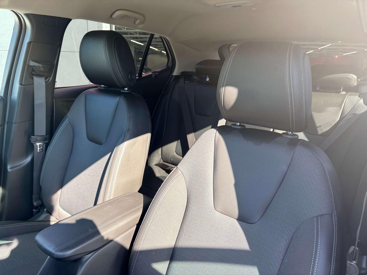 2025 Buick Encore Preferred AWD   Tech Pkg   WOW KMS Photo