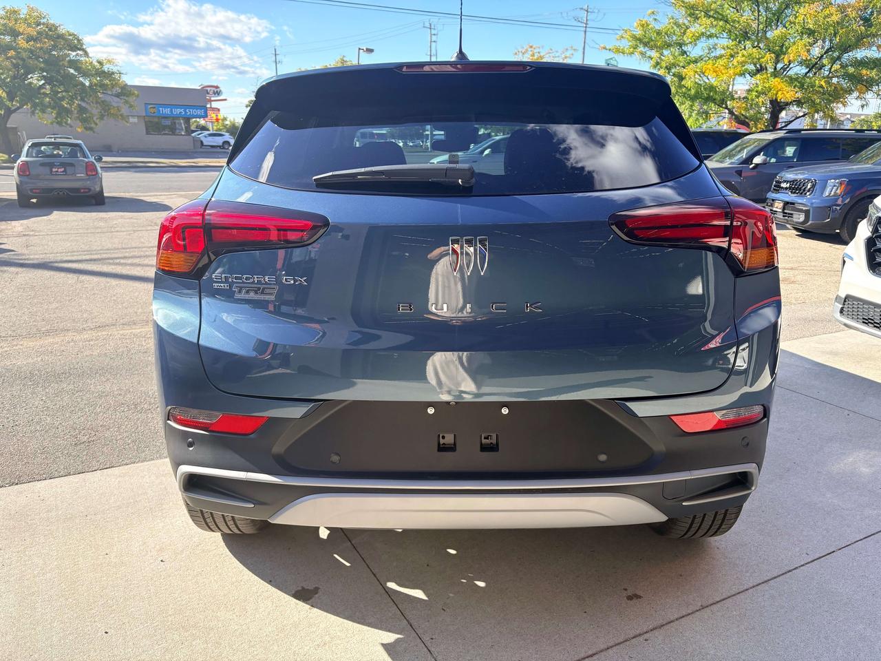 2025 Buick Encore Preferred AWD   Tech Pkg   WOW KMS Photo