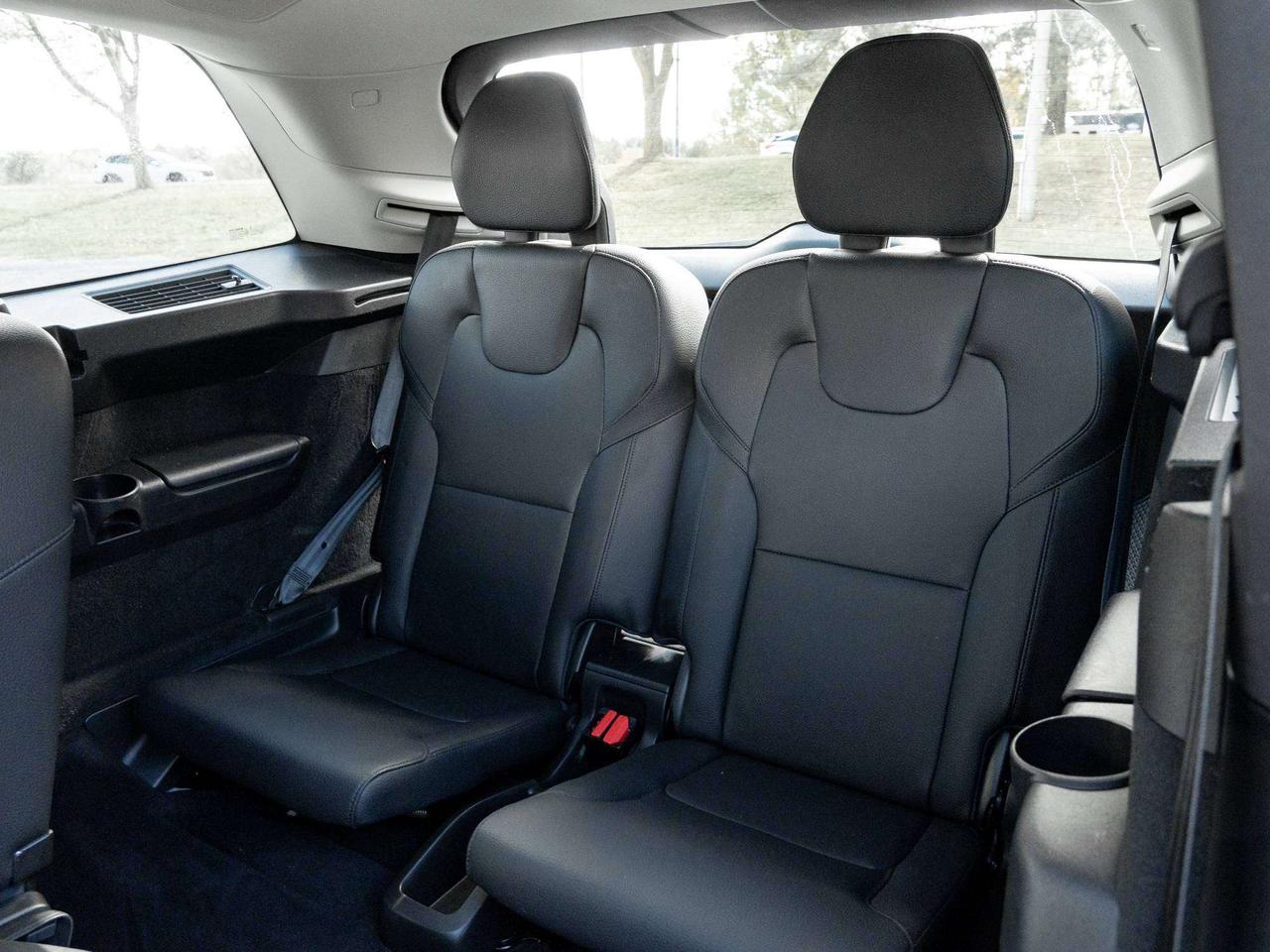 2022 Volvo XC90 Momentum^HarmanKardon^20"Wheels^CPO Rate fr 2.99%* Photo