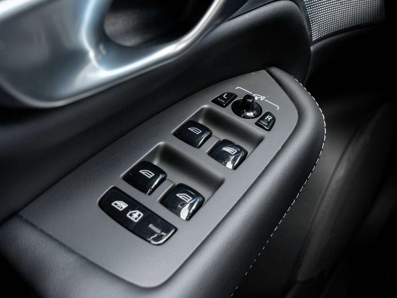 2024 Volvo XC90 ULTIMATE^6 Seater^Plug-In Hybrid^Rate fr 2.99%* Photo