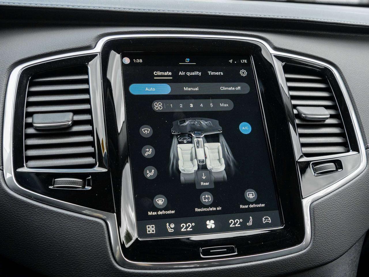 2024 Volvo XC90 ULTIMATE^6 Seater^Plug-In Hybrid^Rate fr 2.99%* Photo