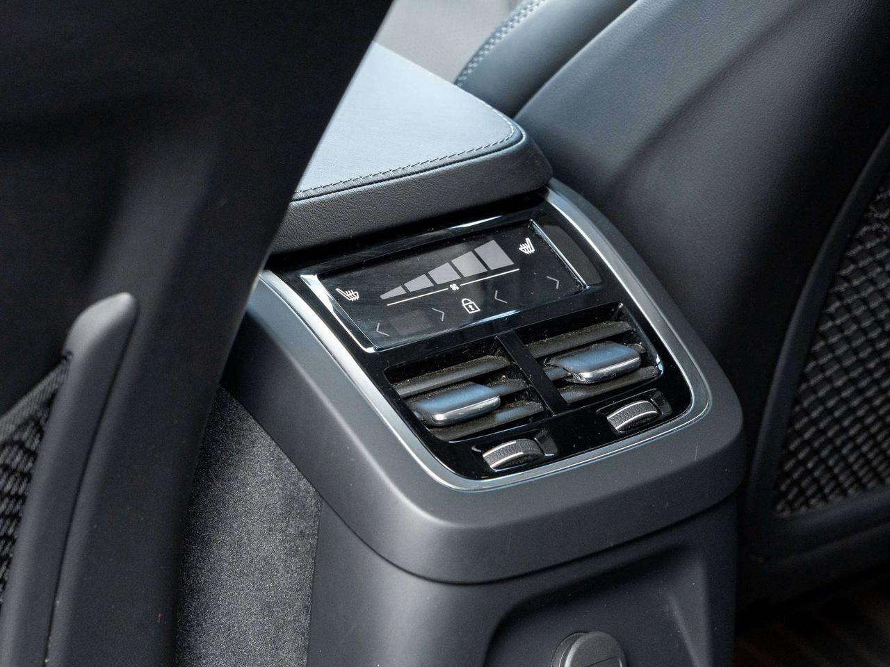 2024 Volvo XC90 ULTIMATE^6 Seater^Plug-In Hybrid^Rate fr 2.99%* Photo