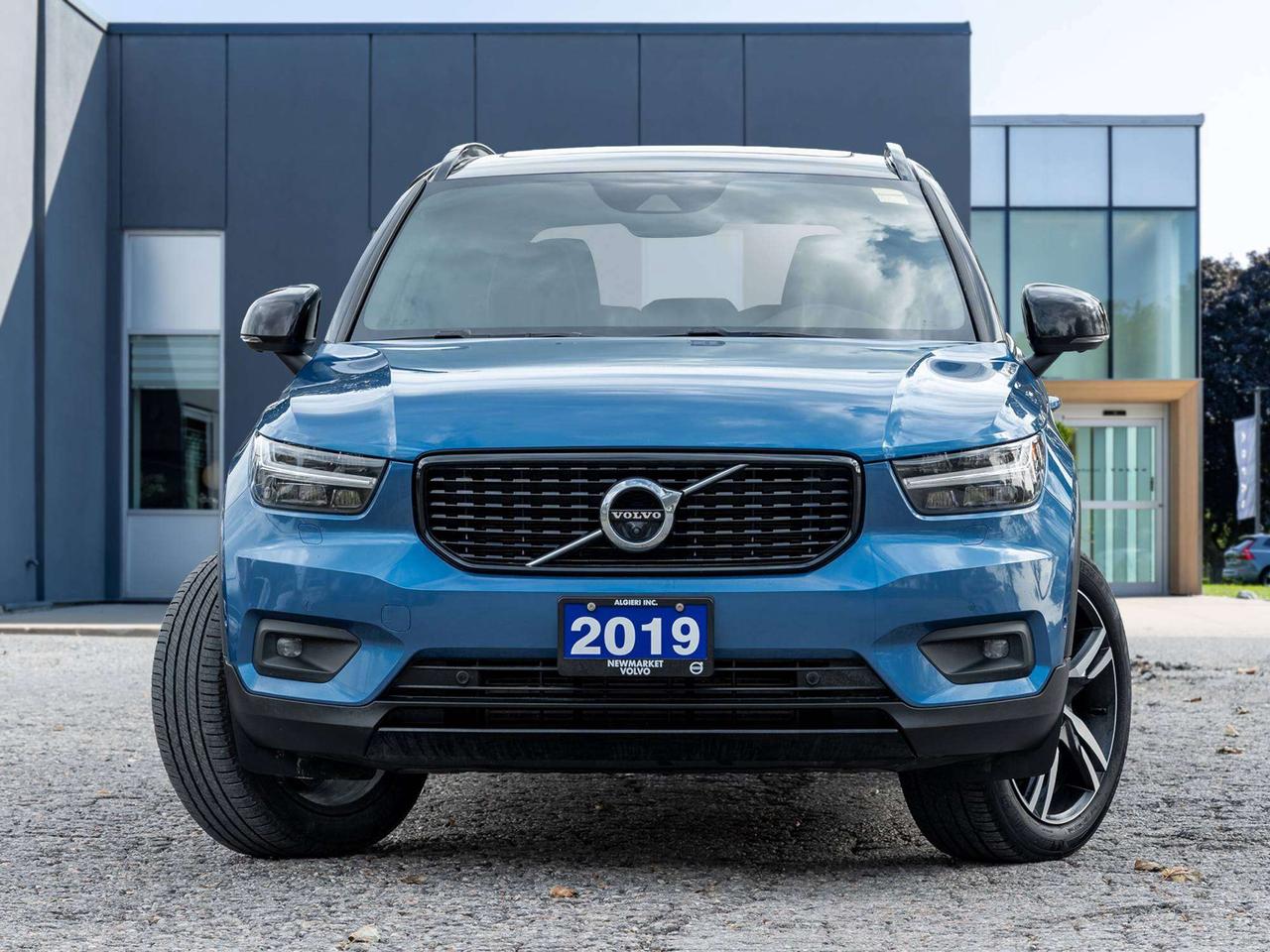 2019 Volvo XC40 R-DESIGN^New Brakes^Navi^Harman Kardon^PilotAssist Photo1