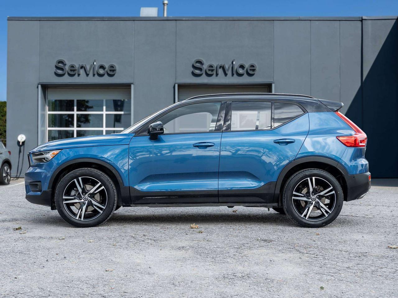 2019 Volvo XC40 R-DESIGN^New Brakes^Navi^Harman Kardon^PilotAssist Photo