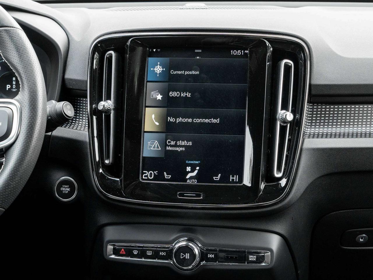 2019 Volvo XC40 R-DESIGN^New Brakes^Navi^Harman Kardon^PilotAssist Photo