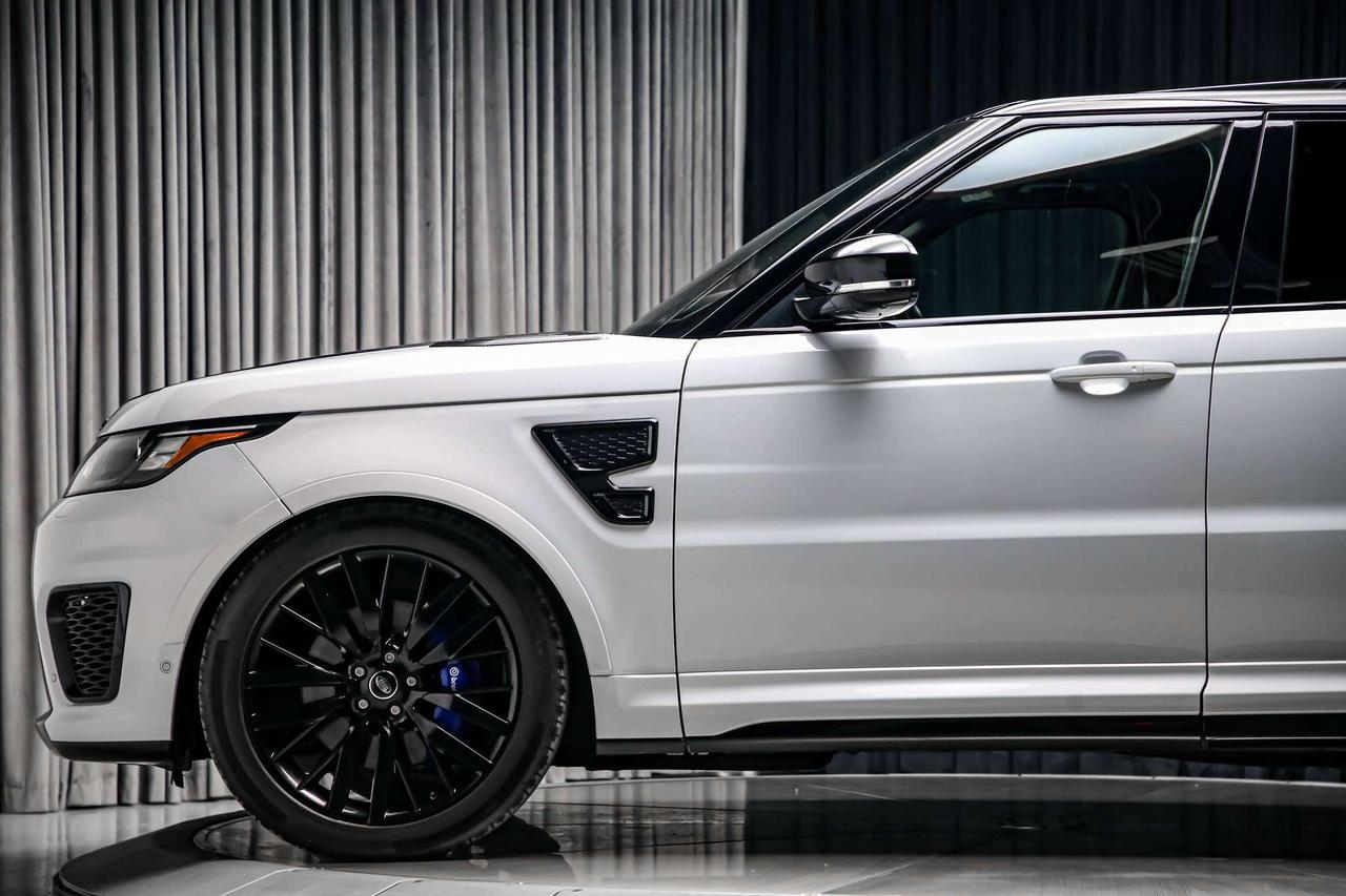 2017 Land Rover Range Rover Sport V8 SUPERCHARGED SVR 550HP  PANO HUD CARBONINT NAVI Photo
