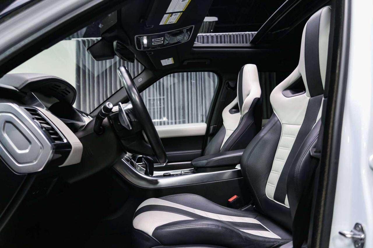 2017 Land Rover Range Rover Sport V8 SUPERCHARGED SVR 550HP  PANO HUD CARBONINT NAVI Photo