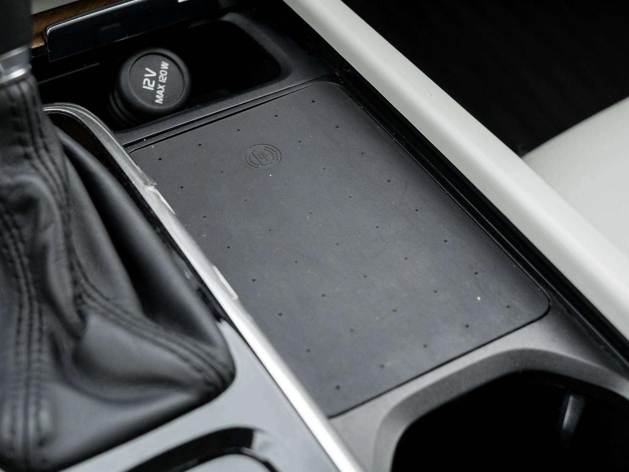 2022 Volvo XC90 Momentum^Harman Kardon^20"Wheels^CPO rate fr2.99%* Photo