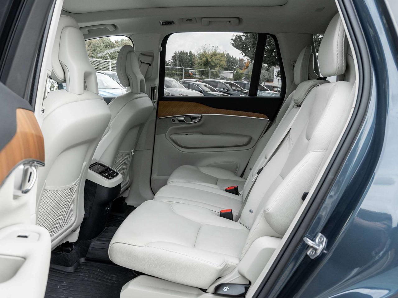 2022 Volvo XC90 Momentum^Harman Kardon^20"Wheels^CPO rate fr2.99%* Photo