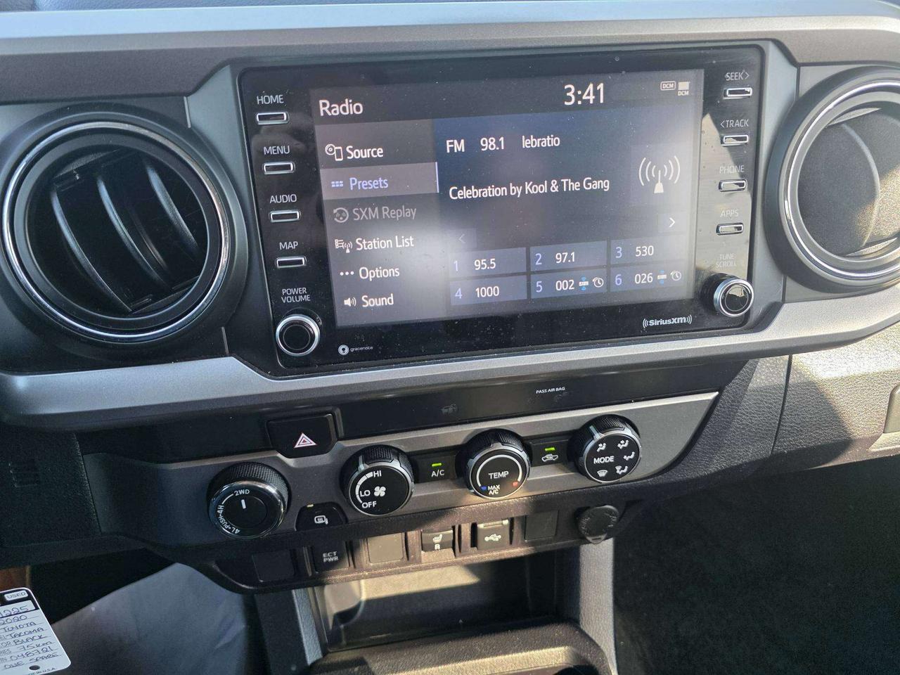 2020 Toyota Tacoma 4x4 Back Up Camera Photo