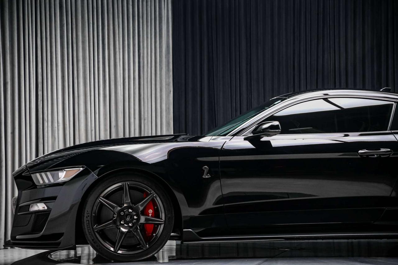 2021 Ford Mustang SHELBY GT500 CARBON TRACK PKG 760HP HIGHLYOPTIONED Photo