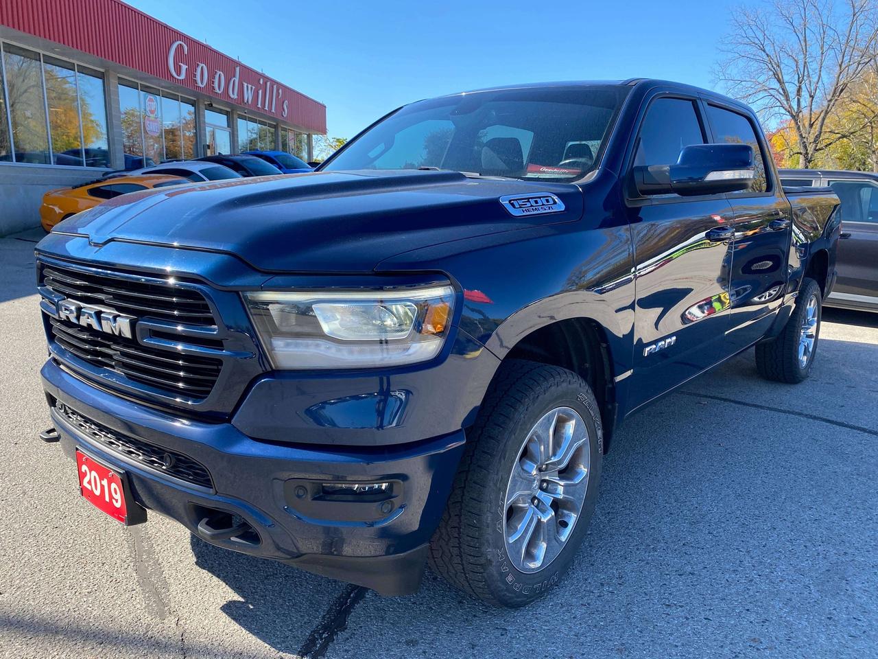 2019 RAM 1500 BIG HORN, 5.7L 4X4, HEATED CLOTH, REMOTE START! Photo