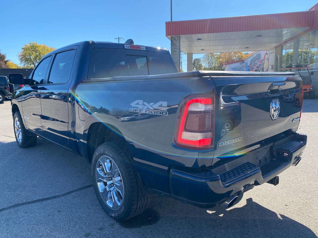 2019 RAM 1500 BIG HORN, 5.7L 4X4, HEATED CLOTH, REMOTE START! Photo