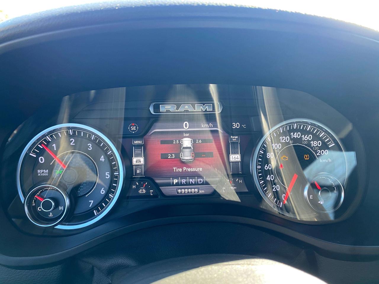2019 RAM 1500 BIG HORN, 5.7L 4X4, HEATED CLOTH, REMOTE START! Photo