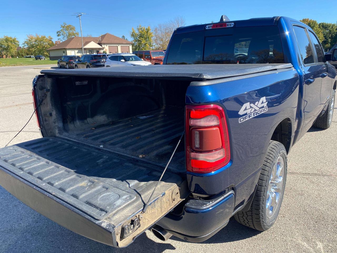 2019 RAM 1500 BIG HORN, 5.7L 4X4, HEATED CLOTH, REMOTE START! Photo