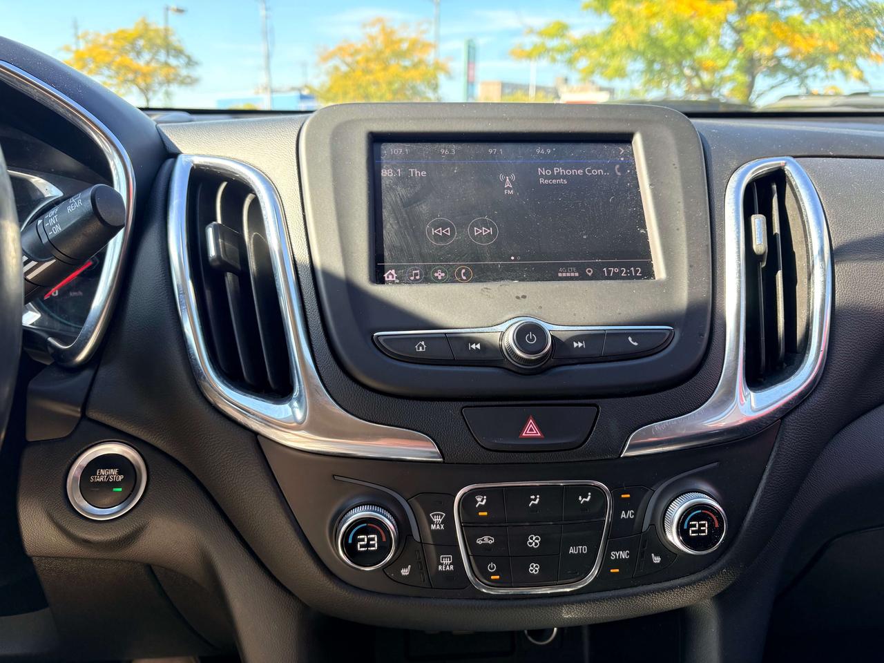 2021 Chevrolet Equinox LT Midnight Edition  1.5L FWD   Htd Cloth   Remote Photo