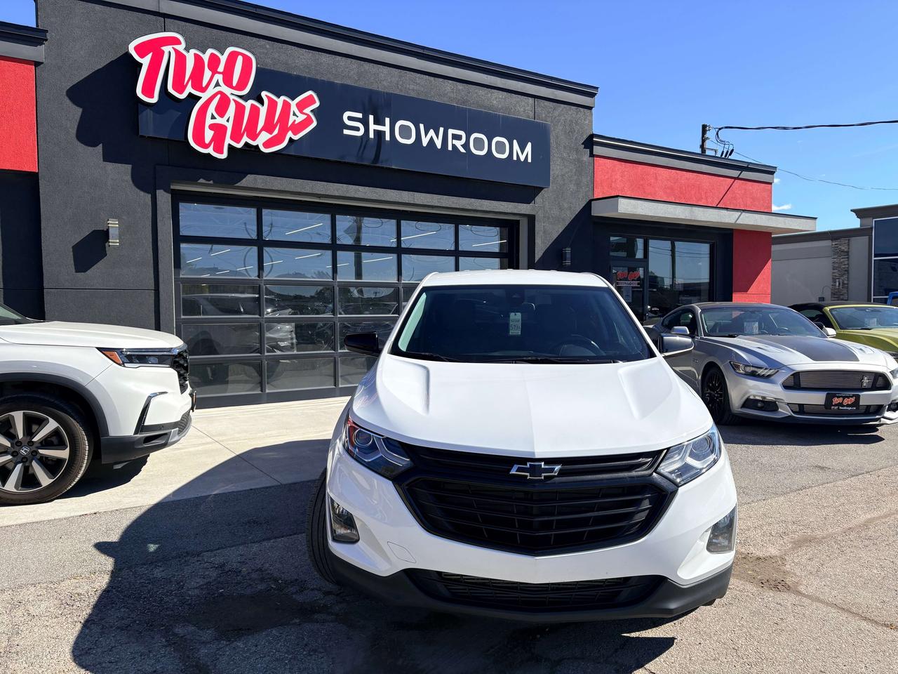 2021 Chevrolet Equinox LT Midnight Edition  1.5L FWD   Htd Cloth   Remote Photo