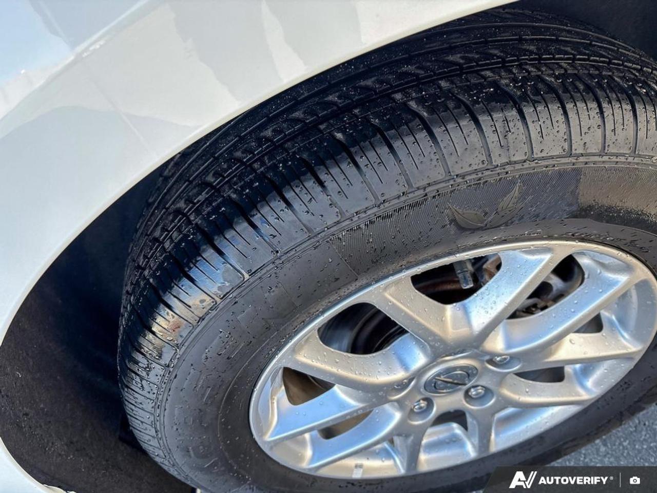 2023 Chrysler Pacifica Touring-L Front-Wheel Drive Passenger Van Photo