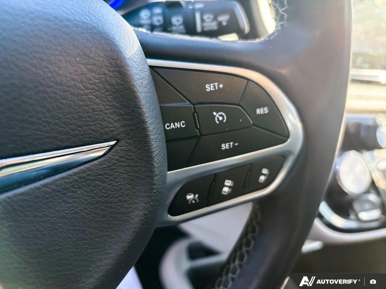2023 Chrysler Pacifica Touring-L Front-Wheel Drive Passenger Van Photo
