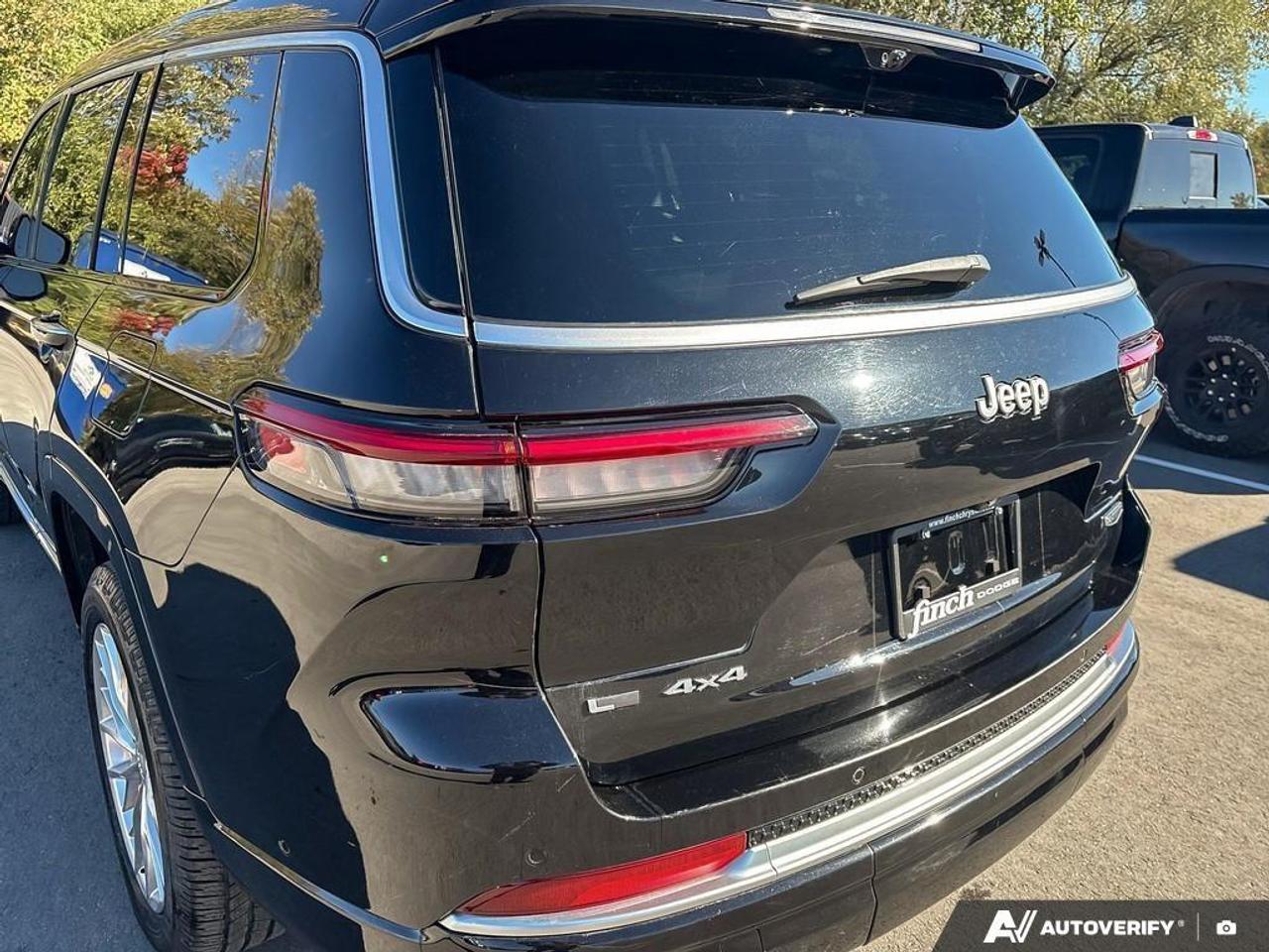 2021 Jeep Grand Cherokee L Summit 4dr 4x4 Photo
