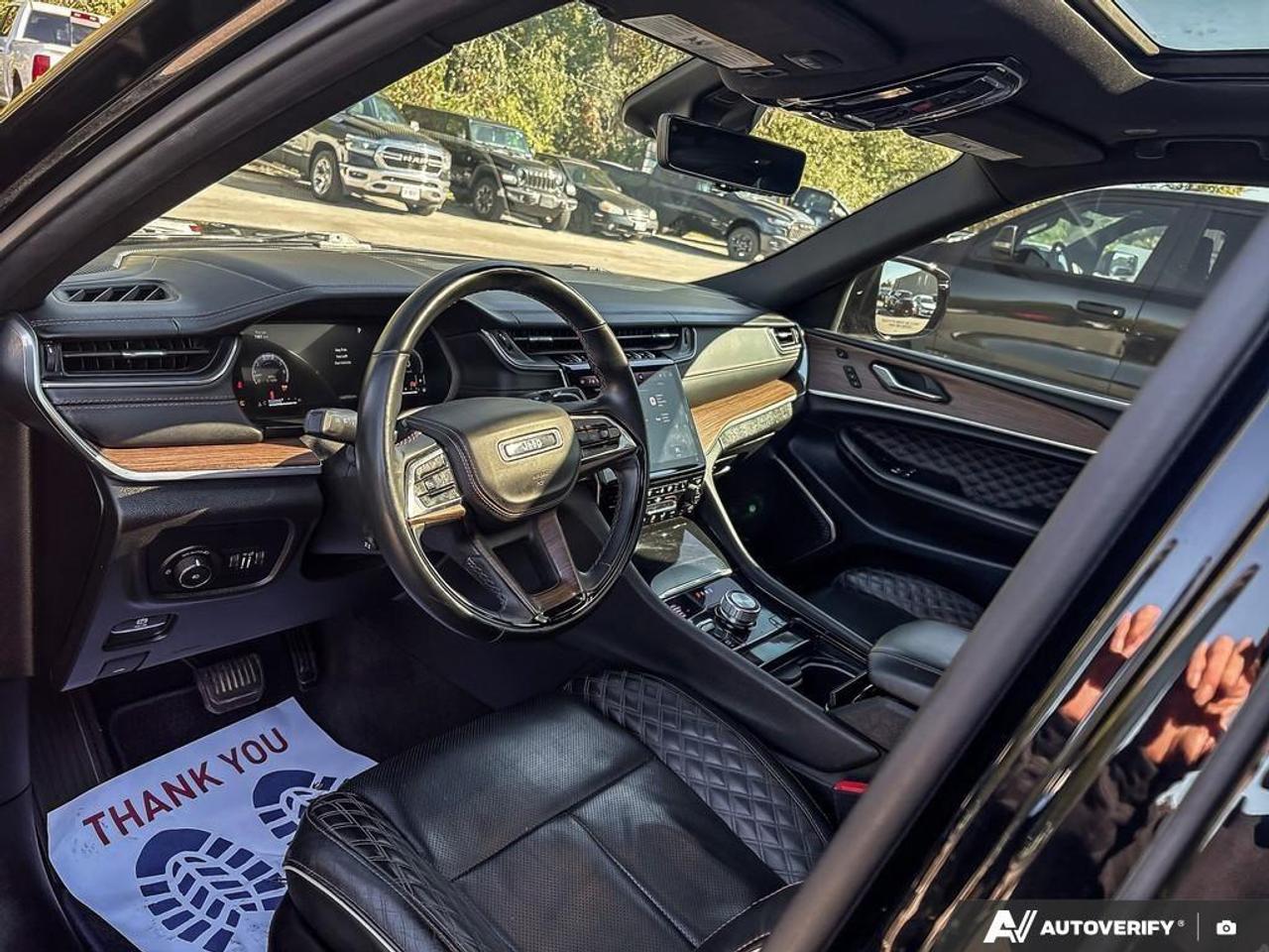 2021 Jeep Grand Cherokee L Summit 4dr 4x4 Photo