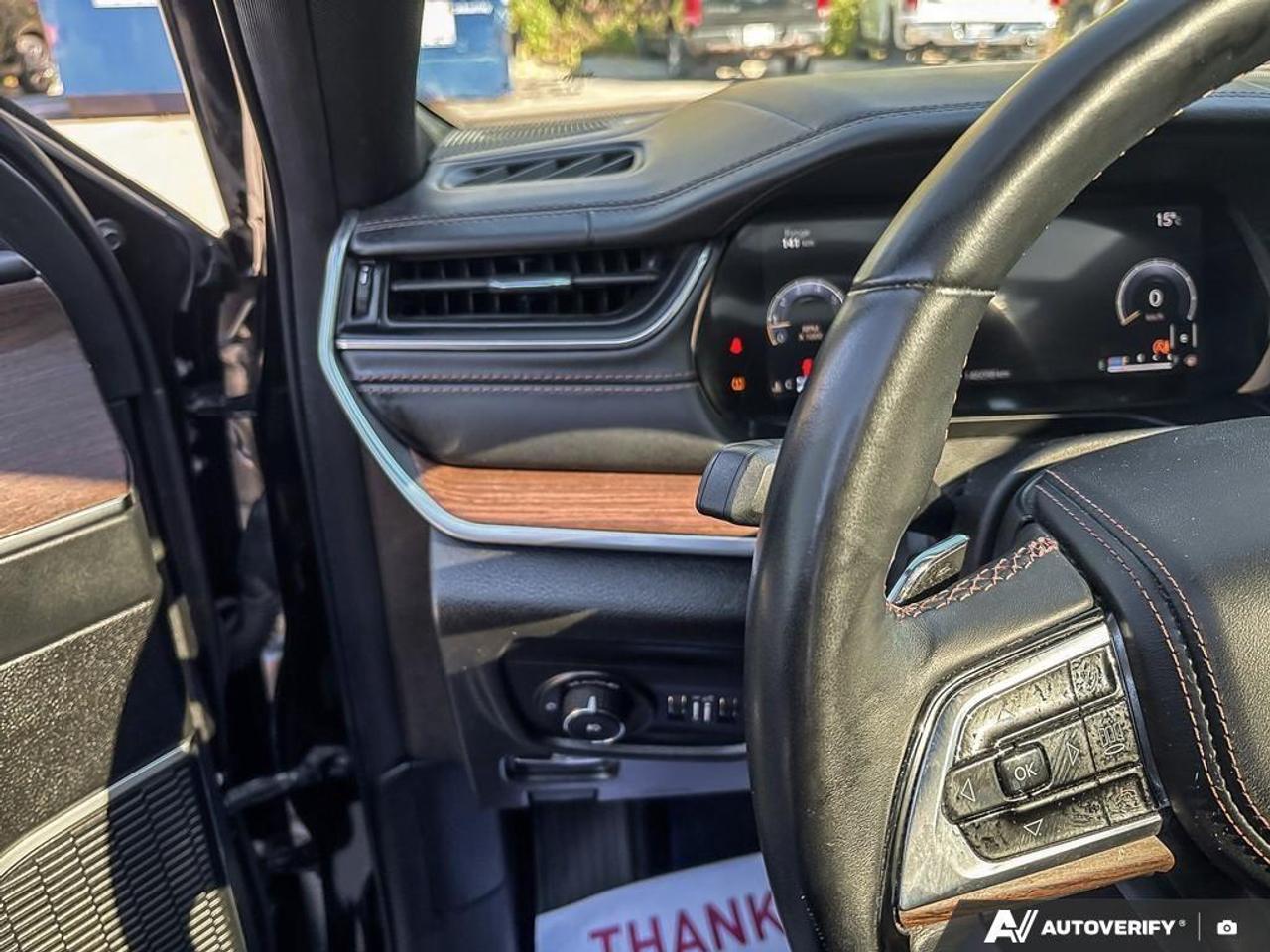 2021 Jeep Grand Cherokee L Summit 4dr 4x4 Photo