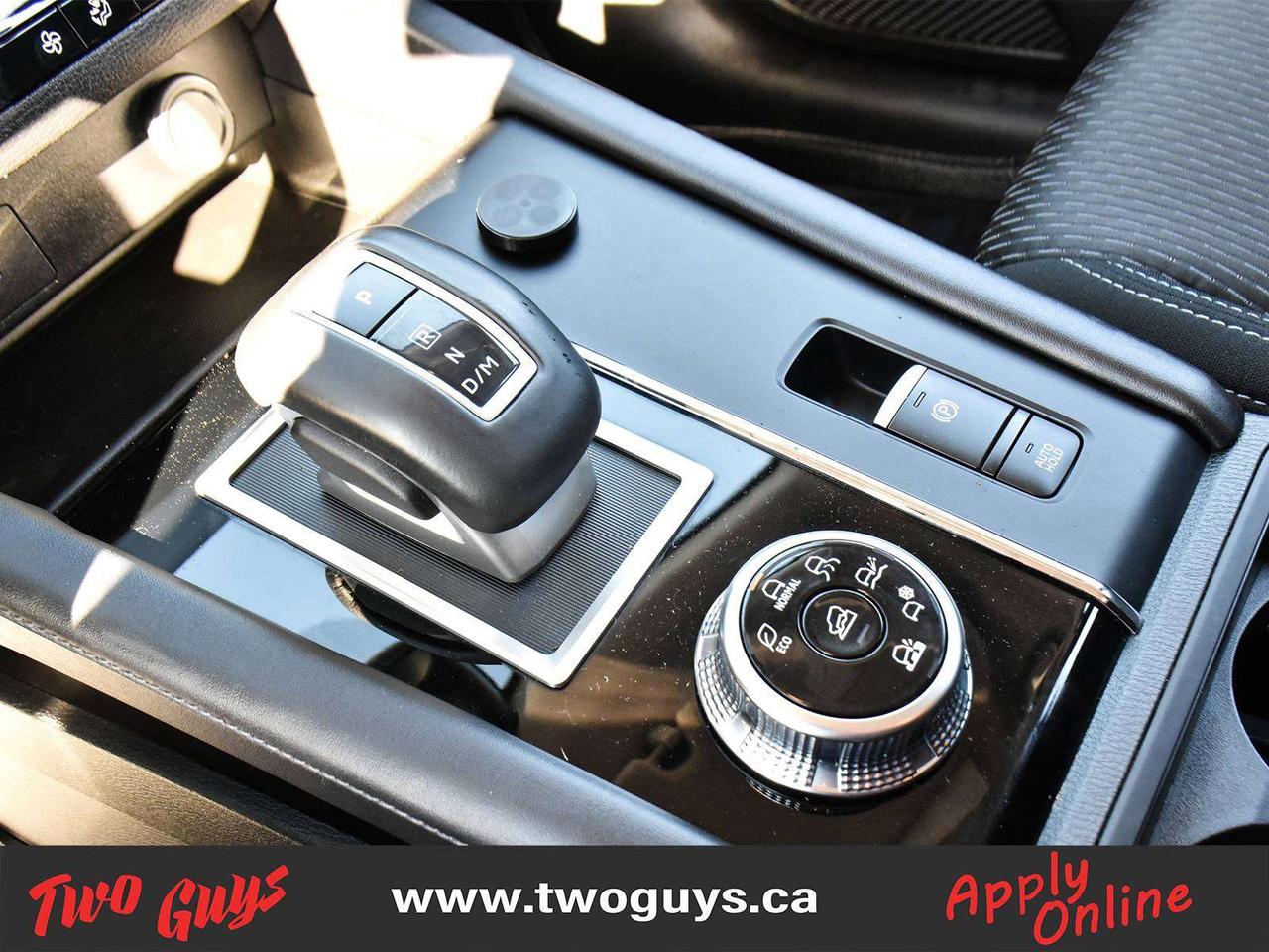 2024 Mitsubishi Outlander ES AWD Back Up Camera Photo