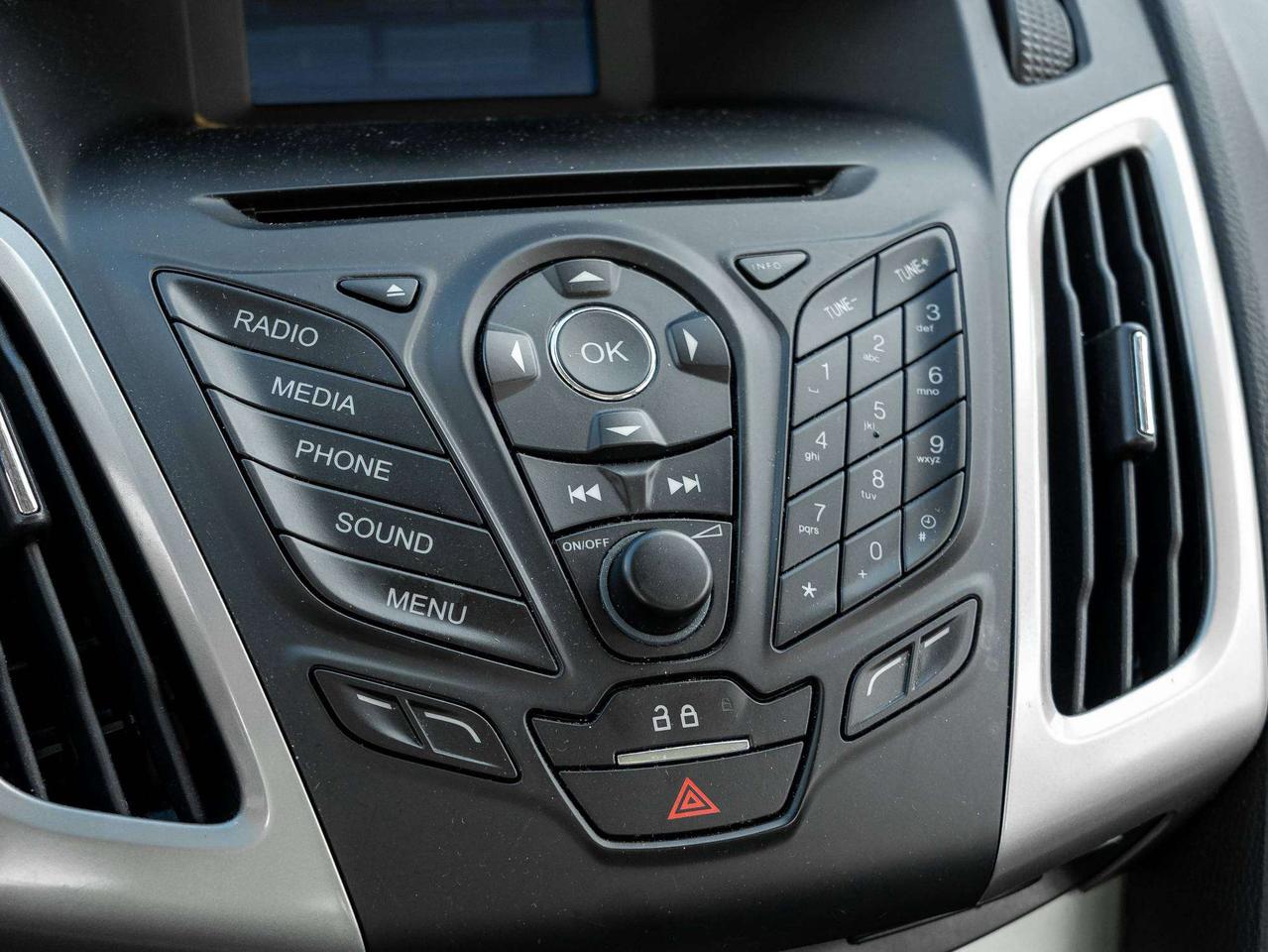 2014 Ford Focus SE   TRADE   AS IS Photo
