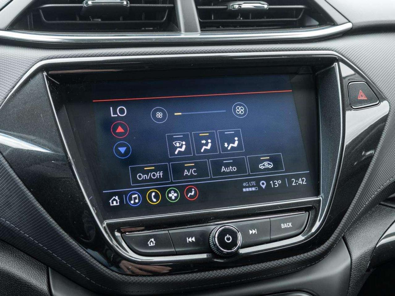 2022 Chevrolet TrailBlazer FWD 4dr LT Photo