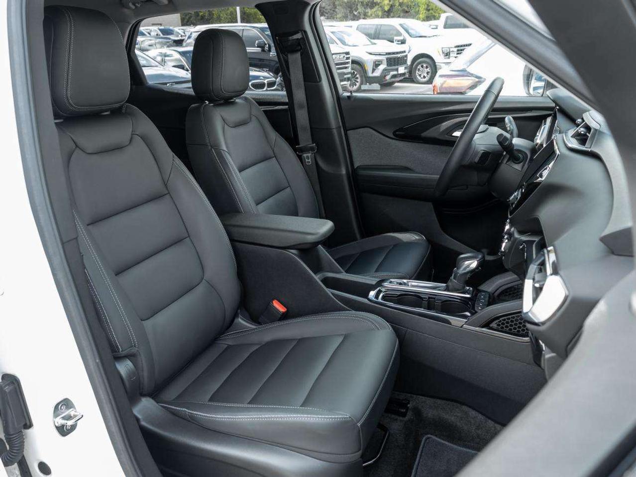 2022 Chevrolet TrailBlazer FWD 4dr LT Photo